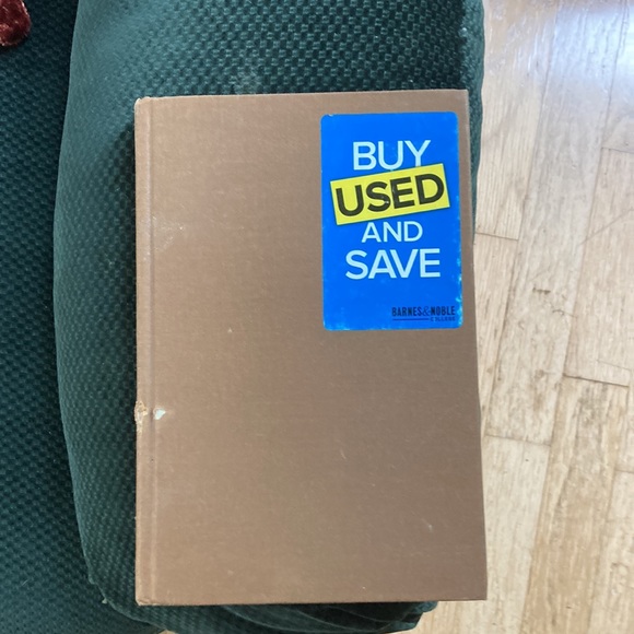 Left behind by Sebastian Edwards - Picture 3 of 16